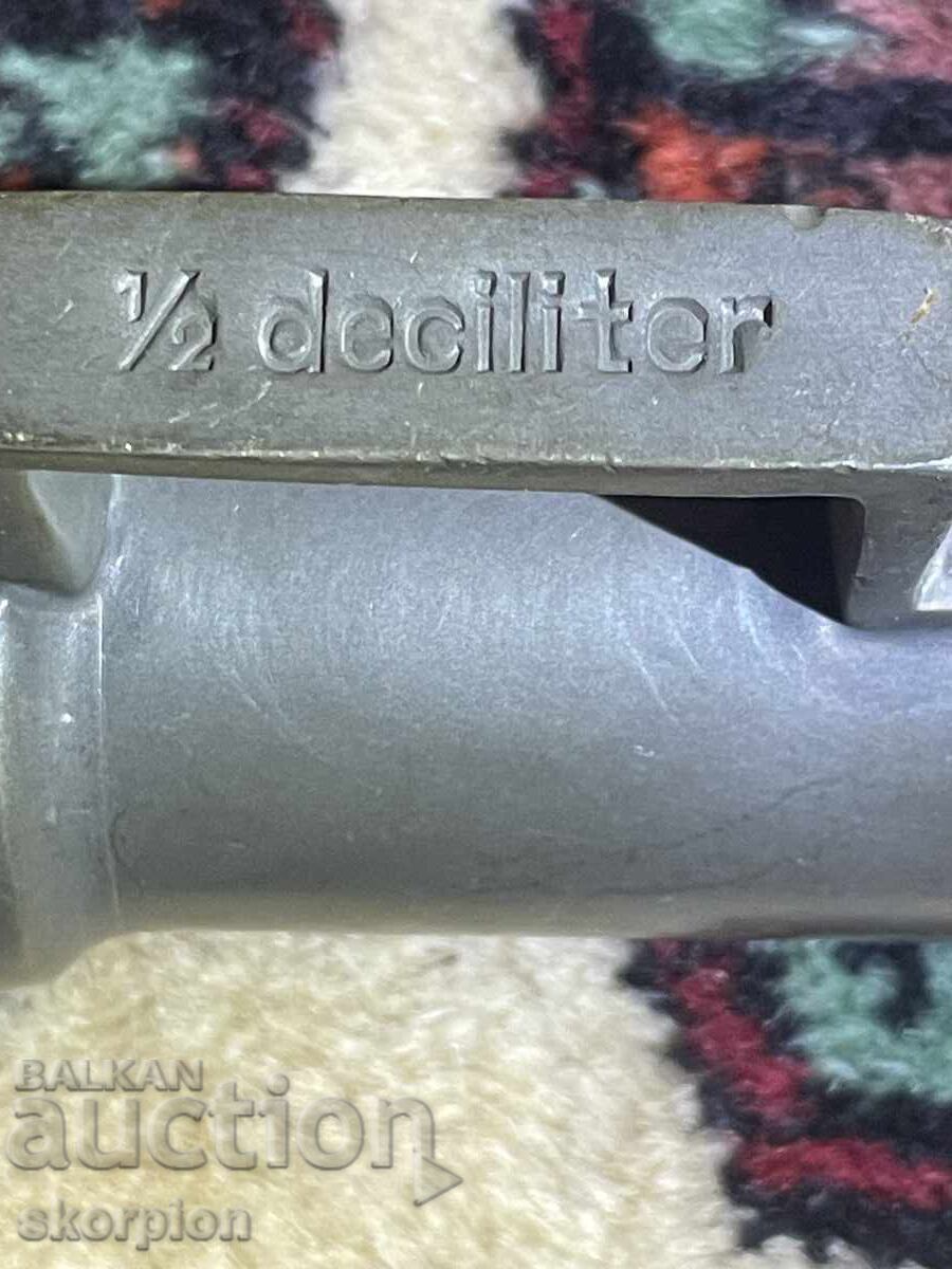 Доставка на стари калаени мерки