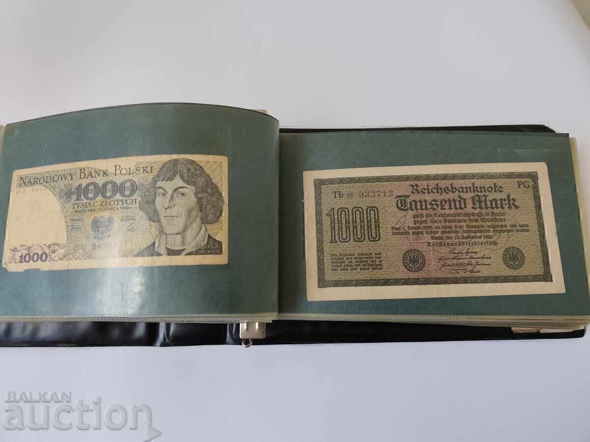 Licitație Clasor mare cu 50 de bancnote