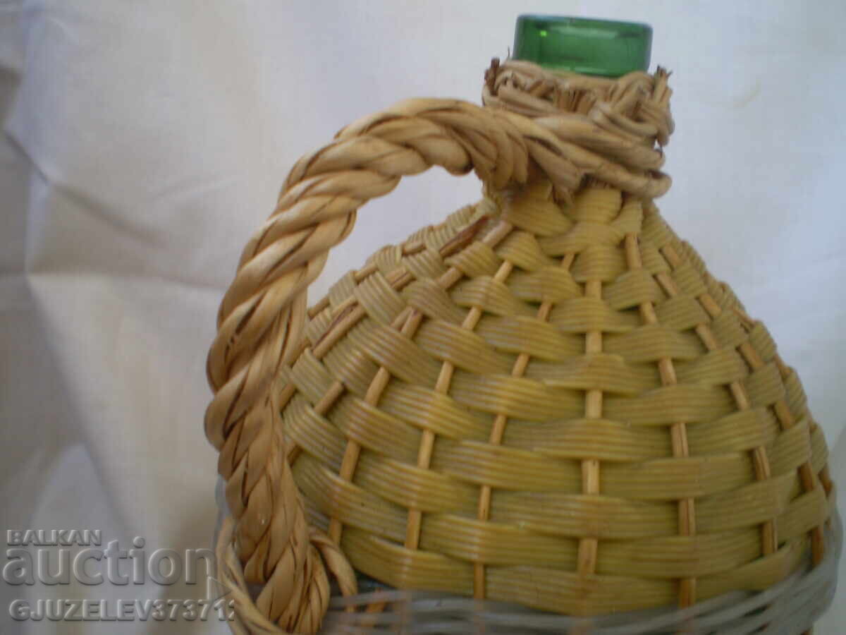 Δημοπρασία Υγιής μικρή πράσινη γυάλινη δαματζάνα χωρίς ρωγμές, άθικτη