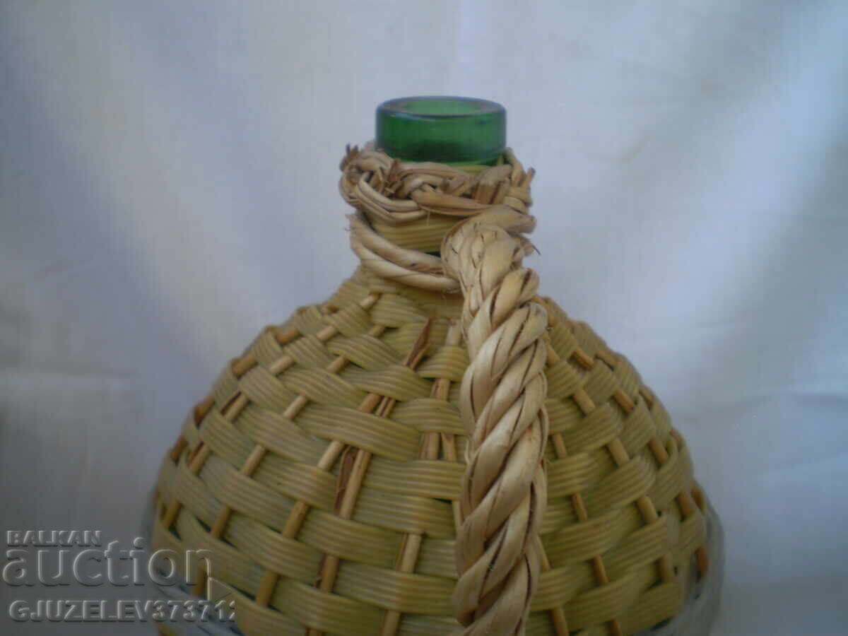 Υγιής μικρή πράσινη γυάλινη δαματζάνα χωρίς ρωγμές, άθικτη - 5