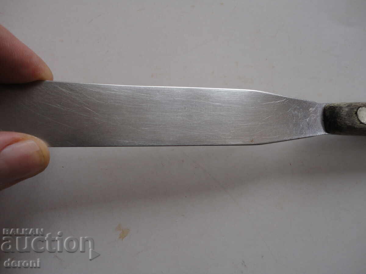 Δημοπρασία Σπάνια σπάτουλα μαχαίρι Will Corpuration