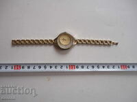 Gold-plated watch with crystals