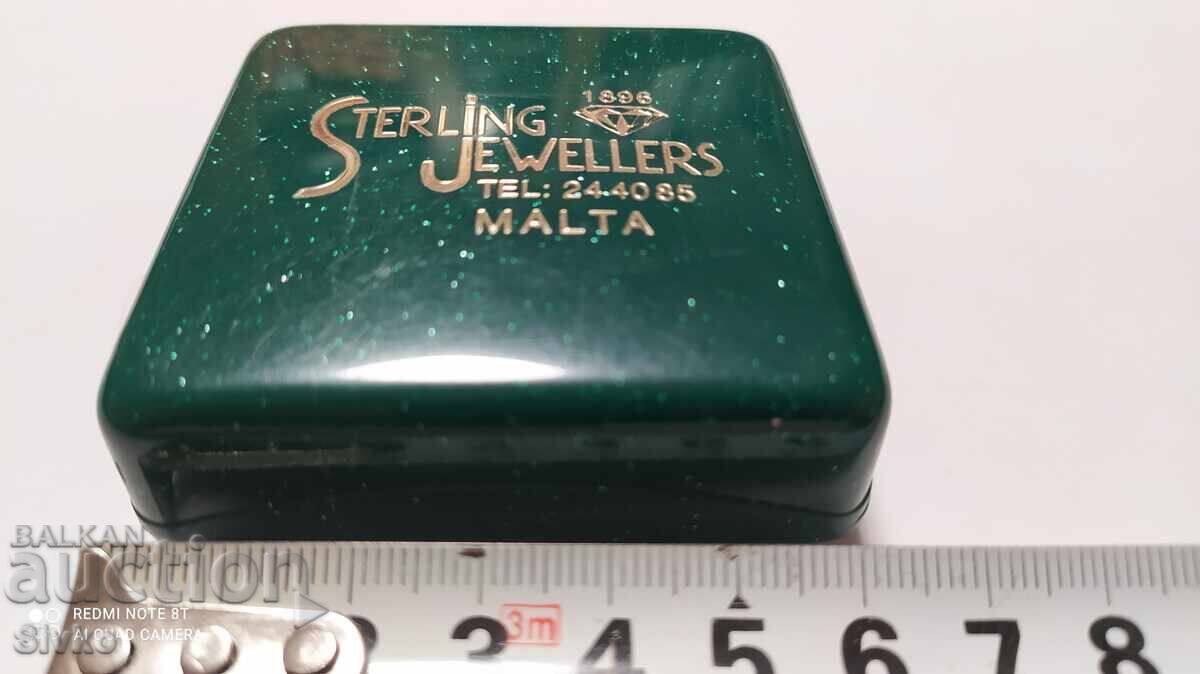 Cutie de bijuterii de marcă Malta cu preț 1.99 BGN | € 1.02 Cutie de bijuterii de marcă Malta cu preț 1.99 BGN | € 1.02
