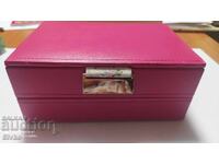 Cutie de bijuterii, de firmă, dublă