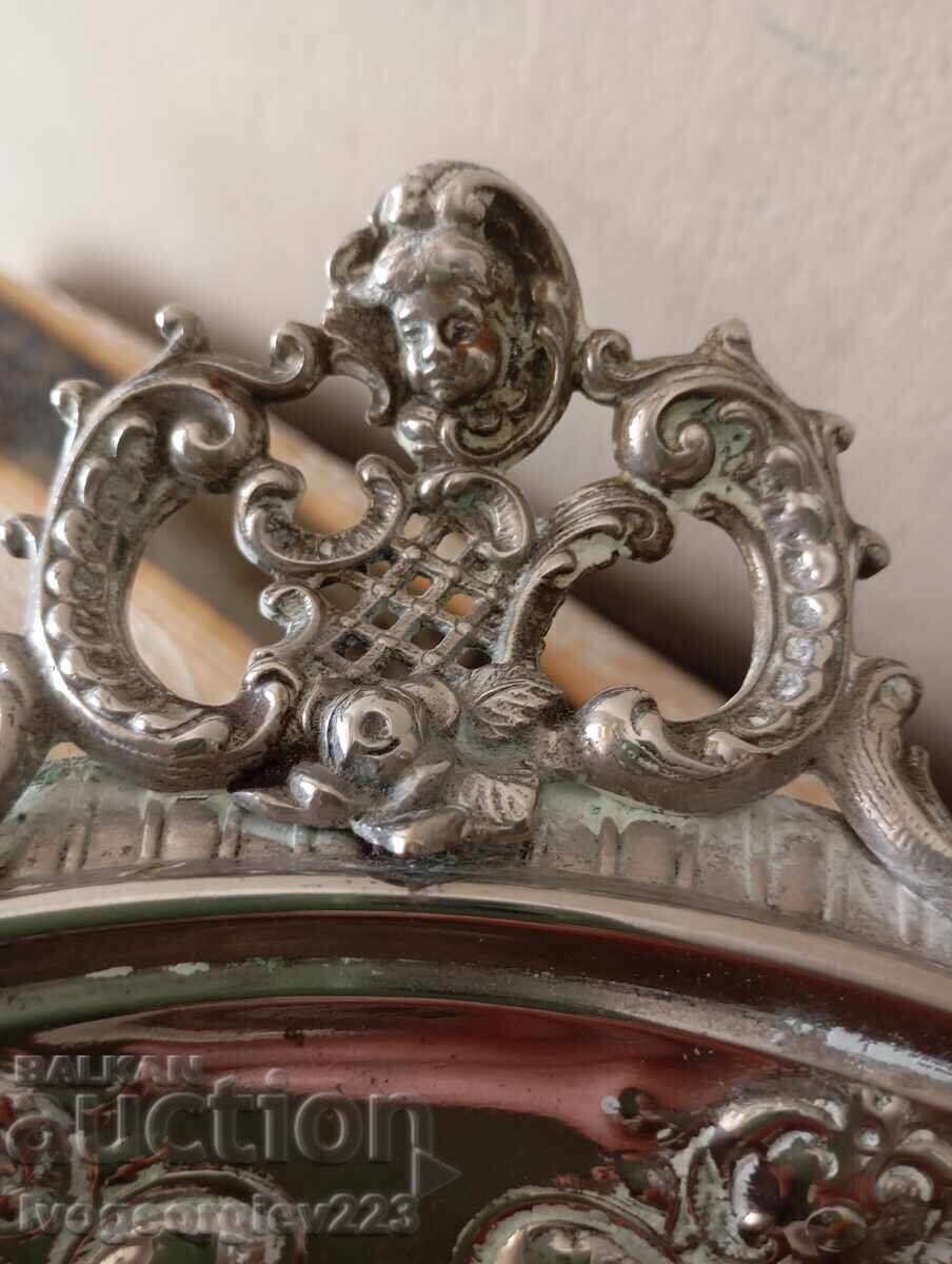 Bol art deco, bol cu fructe cu preț 85.00 BGN | € 43.46 Bol art deco, bol cu fructe cu preț 85.00 BGN | € 43.46