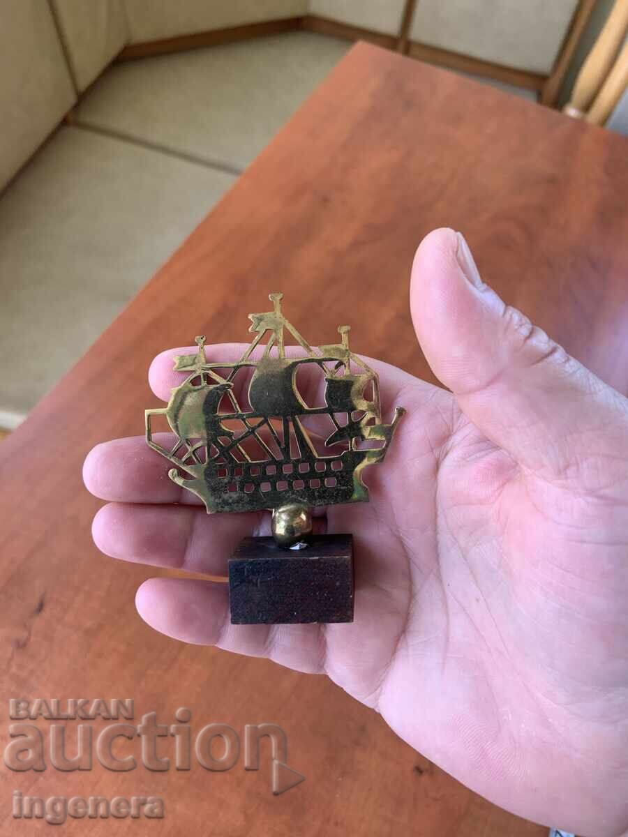 ΦΙΓΟΥΡΑ ΣΟΥΒΕΝΙΡ ΚΑΡΑΒΙ ΜΠΡΟΝΖΙΝΗ ΞΥΛΟ με τιμή 5.00 BGN | € 2.56