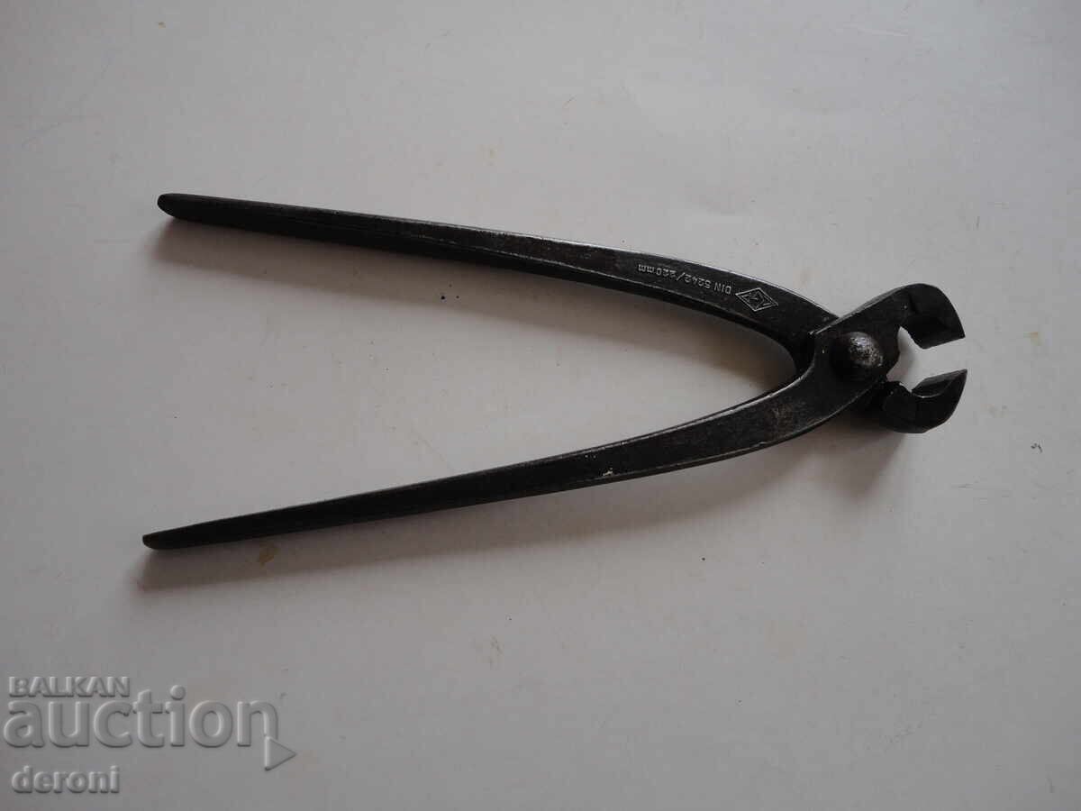 Δημοπρασία Γερμανικές πένσες οπλισμού Din 5242