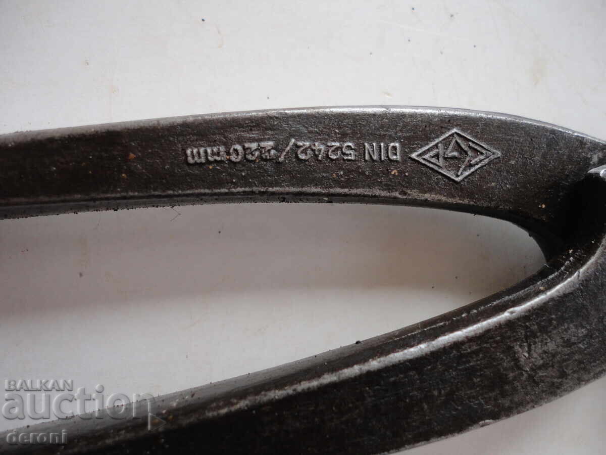 Παράδοση Γερμανικές πένσες οπλισμού Din 5242