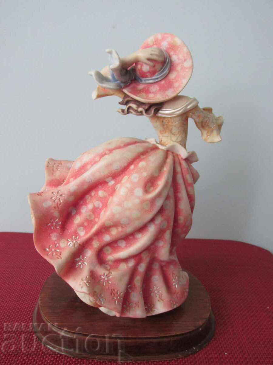 Аукцион Статуетка на Leonardo