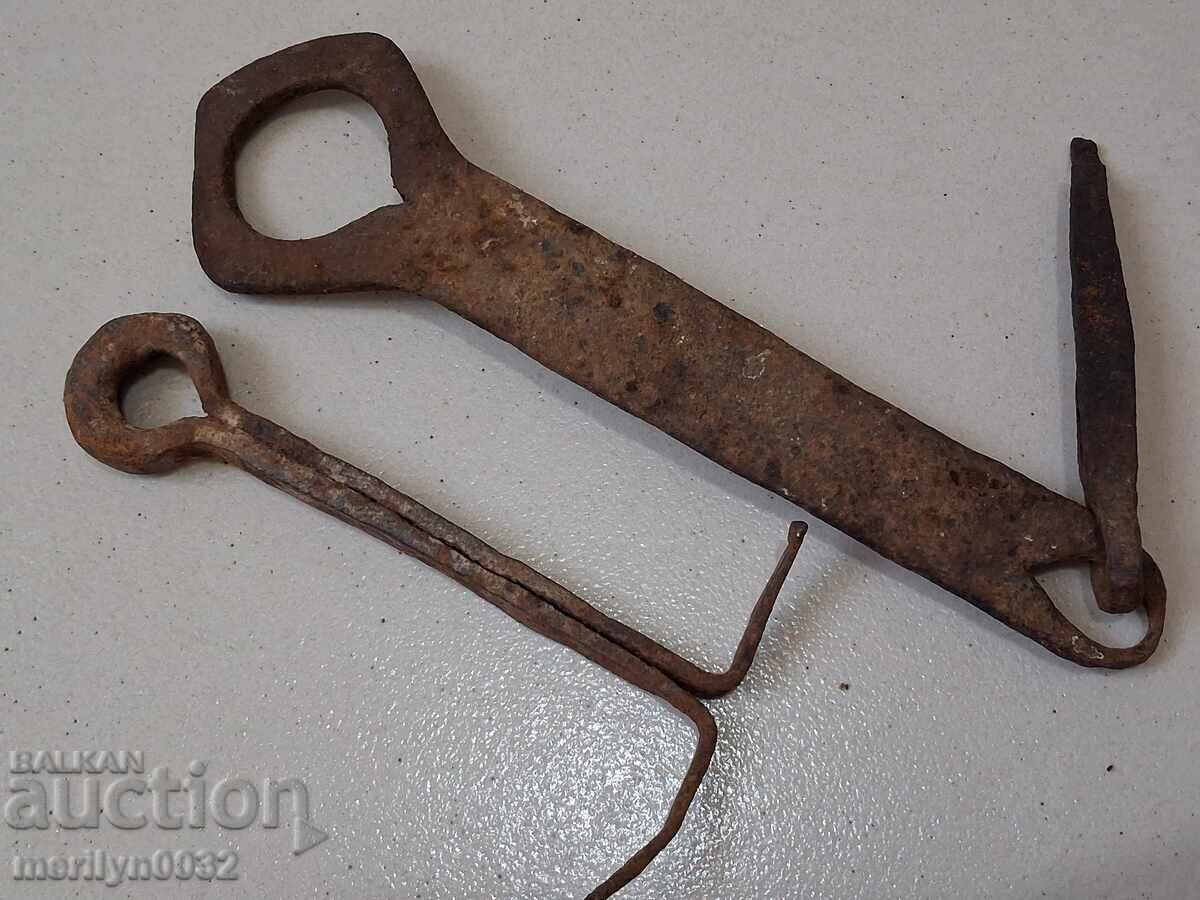 Old carved wrought iron padlock primitive chain Old carved wrought iron padlock primitive chain