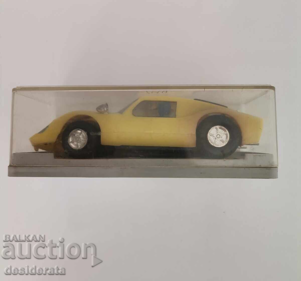 Cărucior de colecție cu preț 140.00 BGN | € 71.58 Cărucior de colecție cu preț 140.00 BGN | € 71.58