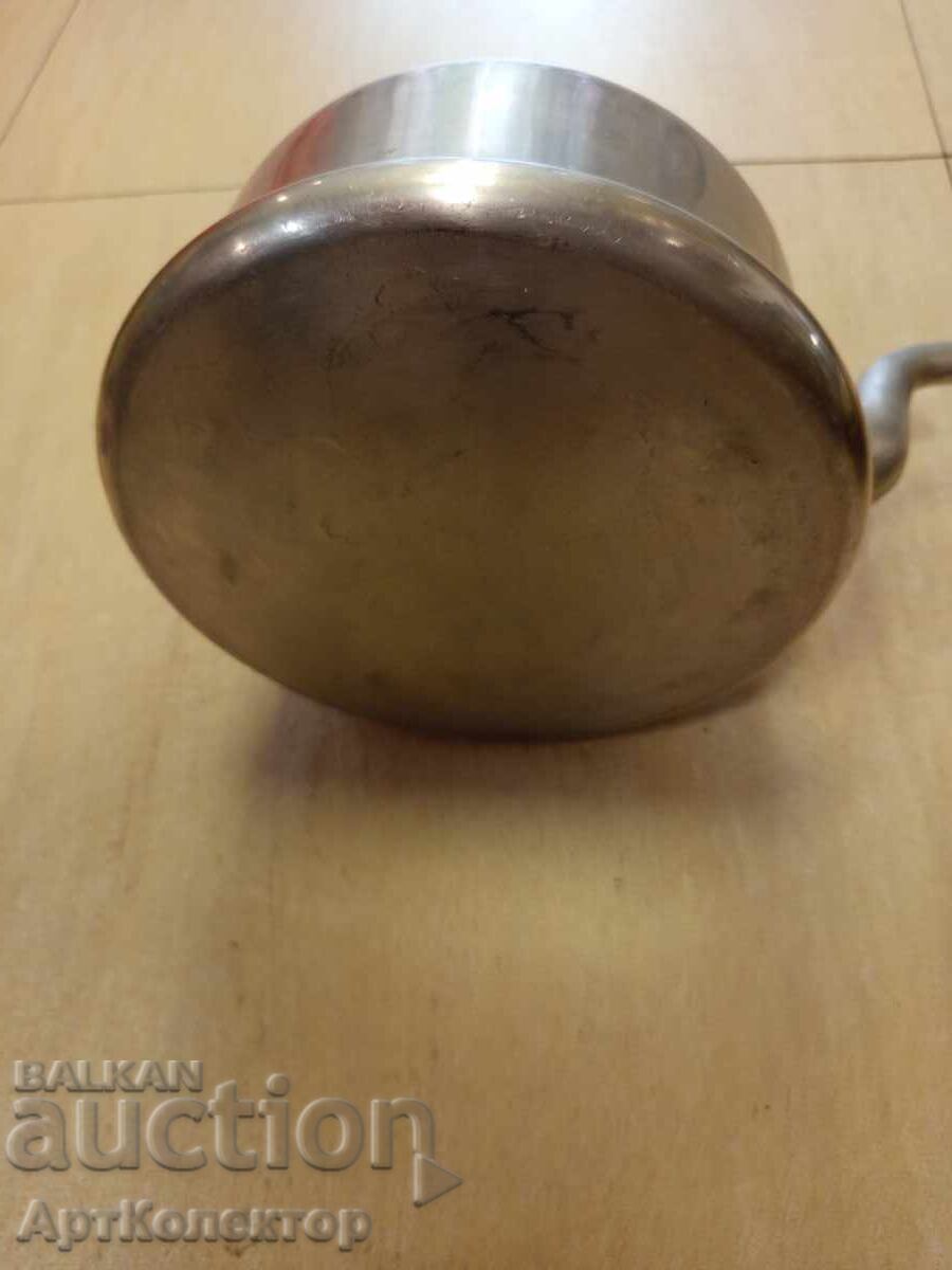 Old large aluminum kettle - 7