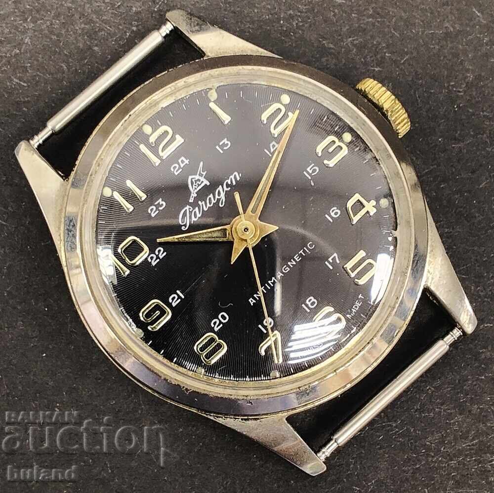 Стар Швейцарски Часовник Paragon с Механизъм Amida SWISS БЗЦ