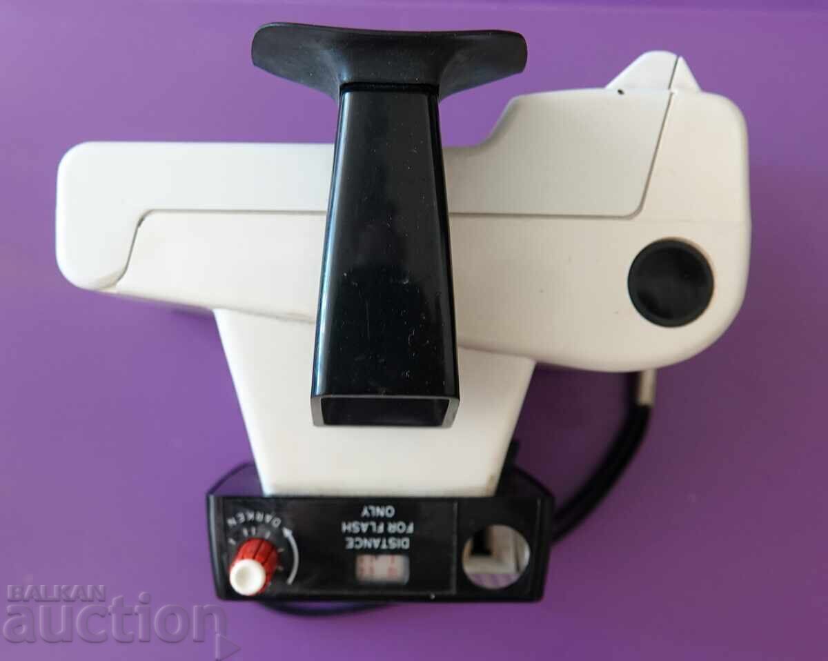 Polaroid Swinger Model 20 με τιμή 15.00 BGN | € 7.67 Polaroid Swinger Model 20 με τιμή 15.00 BGN | € 7.67