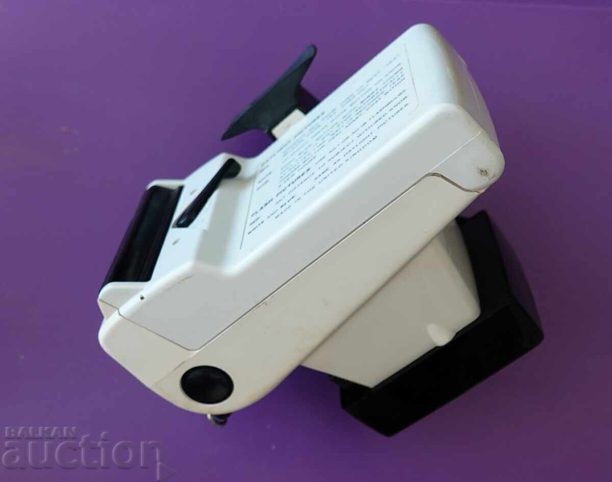 Polaroid Swinger Model 20 - 5 Polaroid Swinger Model 20 - 5