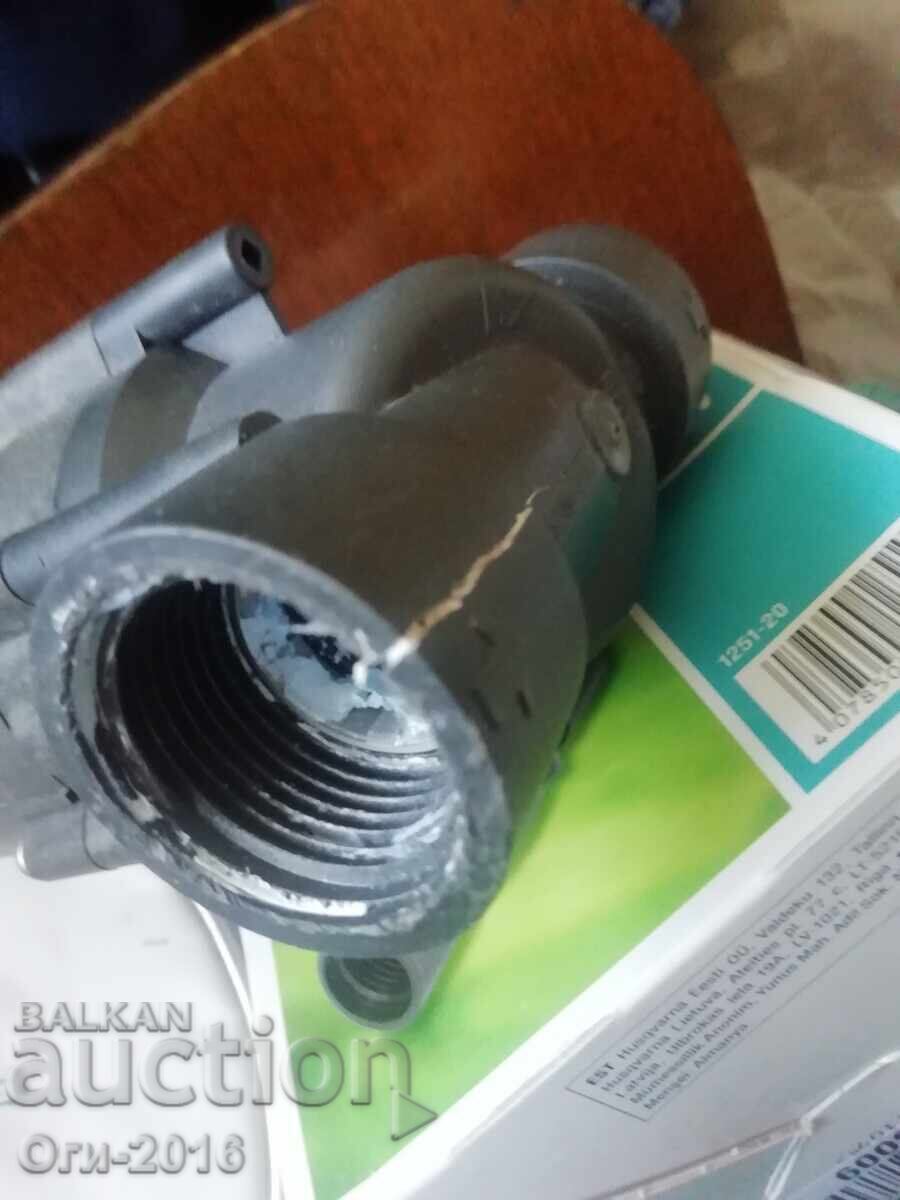 Gardena 1251-20 polivna klapa 1" 9 V Προβληματική. Φθαρμένη Gardena 1251-20 polivna klapa 1" 9 V Προβληματική. Φθαρμένη