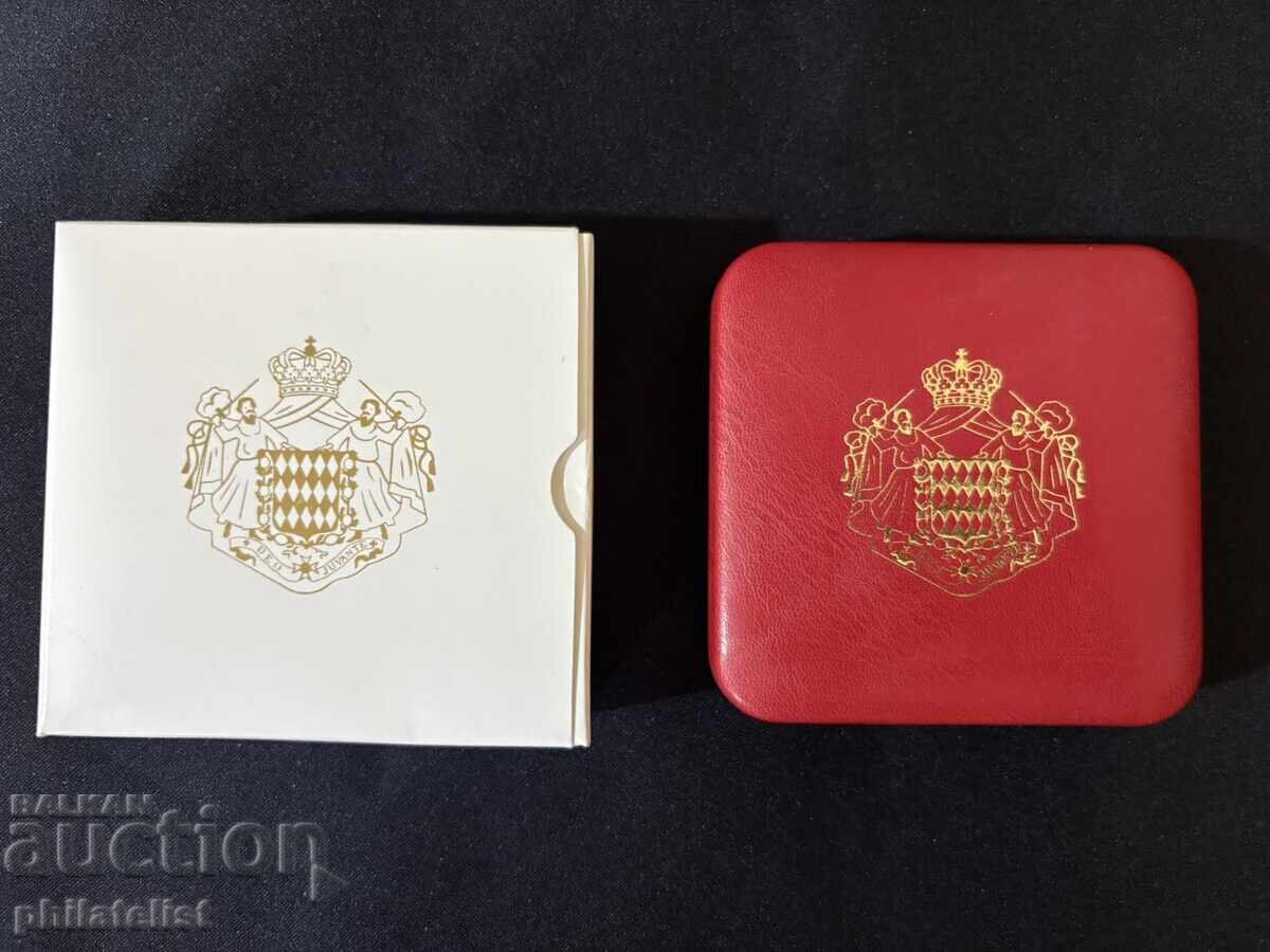 Monaco 2017 2 Euro - 200 g. Garda Princiară a Carabinierilor cu preț 1675.00 BGN | € 856.41 Monaco 2017 2 Euro - 200 g. Garda Princiară a Carabinierilor cu preț 1675.00 BGN | € 856.41