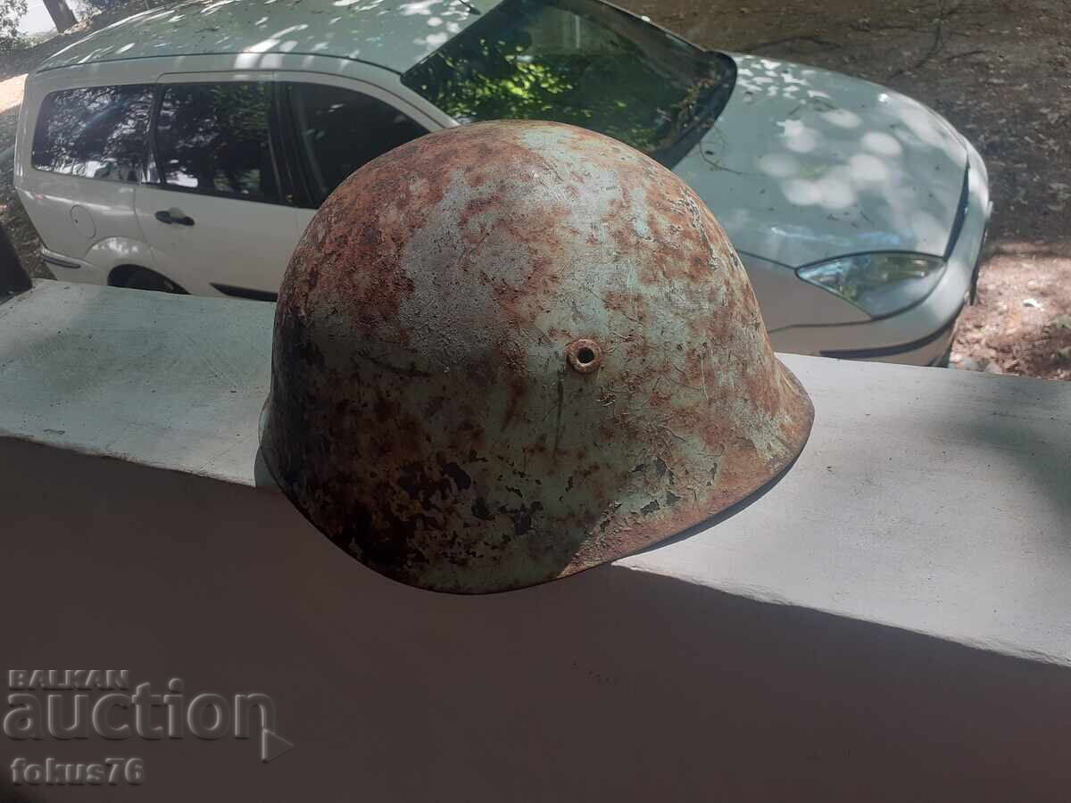 Παλιό κράνος με τιμή 39.00 BGN | € 19.94