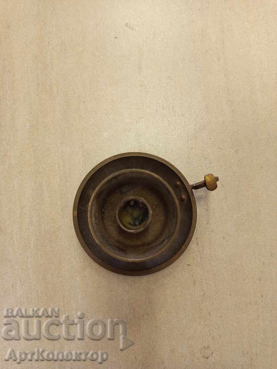 Стар бронзов свещник, декор, кандилабър, лампа, свещ, фенер с цена 34.00 лв. | € 17.38