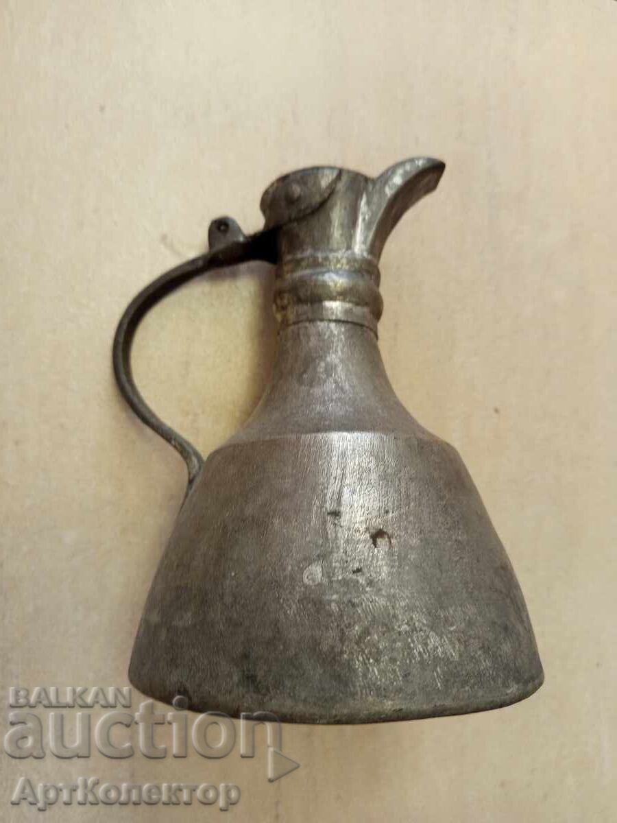 Παλιό μπρίκι γκιούμ τσαγιέρα χάλκινο χάλκινο σκεύος 19ος αιώνας με τιμή 149.00 BGN | € 76.18