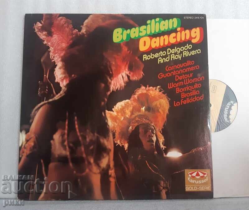 Roberto Delgado Și Ray Rivera ‎– Brasilian Dancing