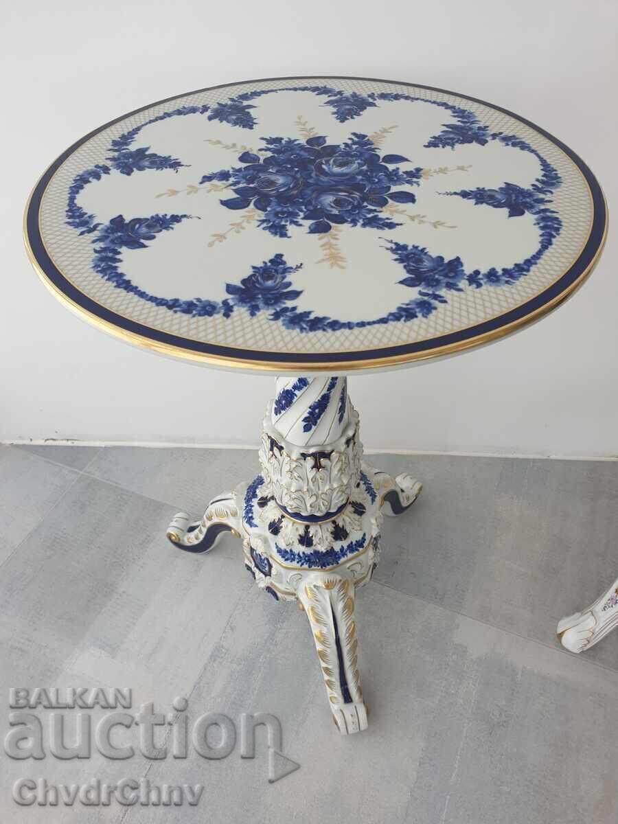 Masă mare din porțelan german Von Schierholz PMP GDR 64cm Masă mare din porțelan german Von Schierholz PMP GDR 64cm