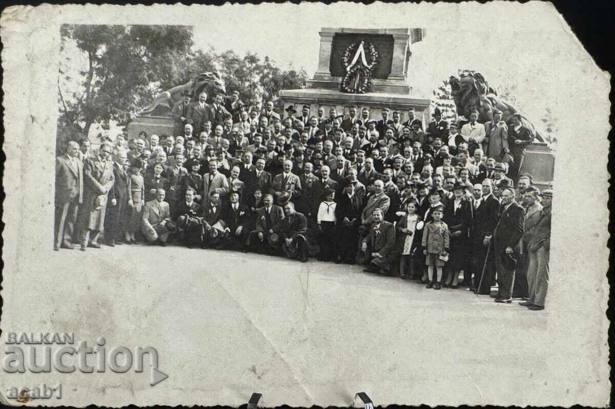 Monumentul Oplăcenilor Ruse Comemorare Sărbătoare Monumentul Oplăcenilor Ruse Comemorare Sărbătoare