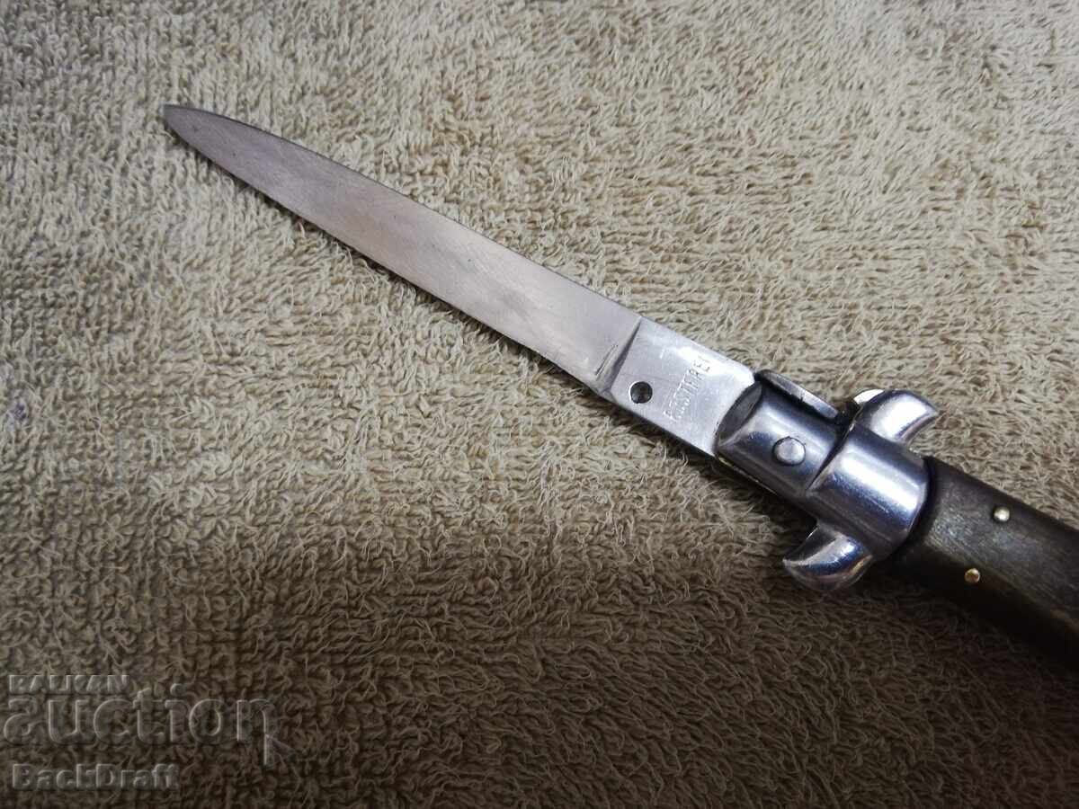 Παλιό αυτόματο μαχαίρι, στιλέτο Rostfrei, λαβή από κέρατο με τιμή 79.00 BGN | € 40.39