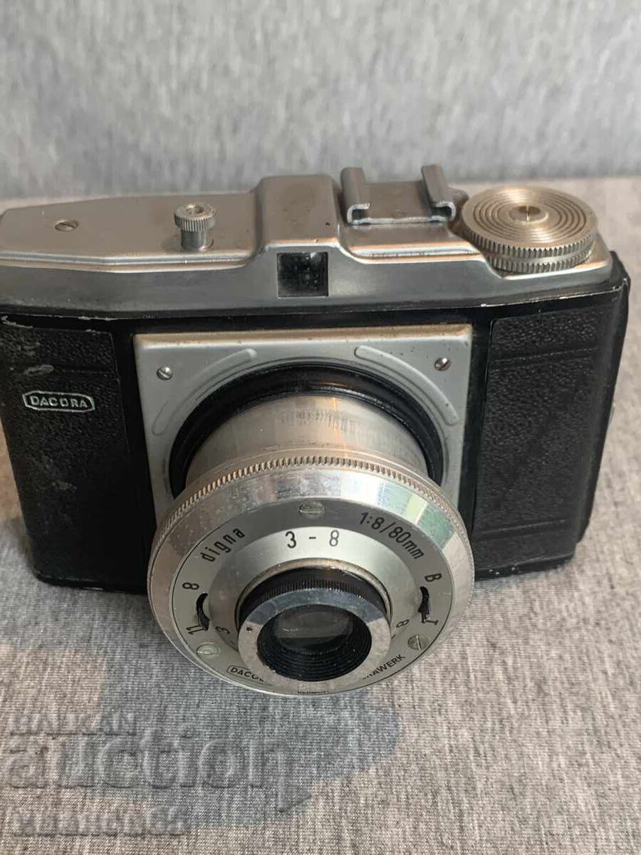 Aparat foto Dacora Digna cu preț 40.00 BGN | € 20.45