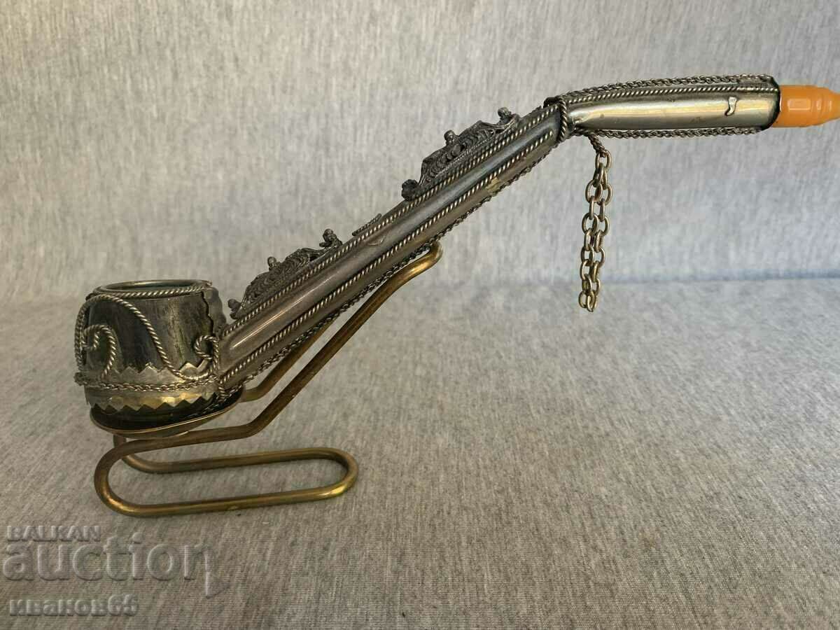 Delivery of pipe with filigree Delivery of pipe with filigree