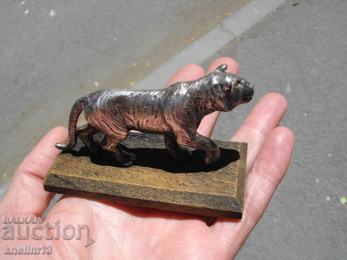 Παράδοση ΠΑΛΑΙΟ ΜΕΤΑΛΛΙΚΟ ΑΣΗΜΕΝΙΟ ΦΙΓΟΥΡΑ ΑΓΑΛΜΑΤΙΔΙΟ ΤΙΓΡΗ Παράδοση ΠΑΛΑΙΟ ΜΕΤΑΛΛΙΚΟ ΑΣΗΜΕΝΙΟ ΦΙΓΟΥΡΑ ΑΓΑΛΜΑΤΙΔΙΟ ΤΙΓΡΗ