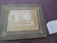 Παλιά φωτογραφία - χαρτόνι - άτομο στο κρεβάτι;