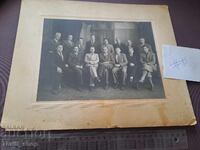 Fotografie veche - carton - grup de oameni