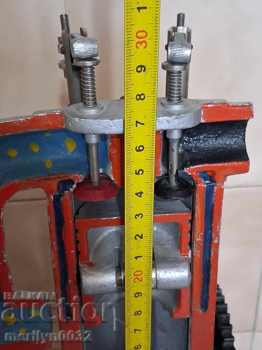 Βίντατζ Μακέτα βενζινοκινητήρα μοντέλο 70's Ν.Δ.Β. Λειτουργεί - 6