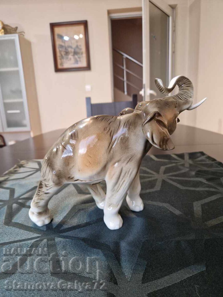 Figurină statuetă rară din porțelan antic Royal Dux - 5 Figurină statuetă rară din porțelan antic Royal Dux - 5