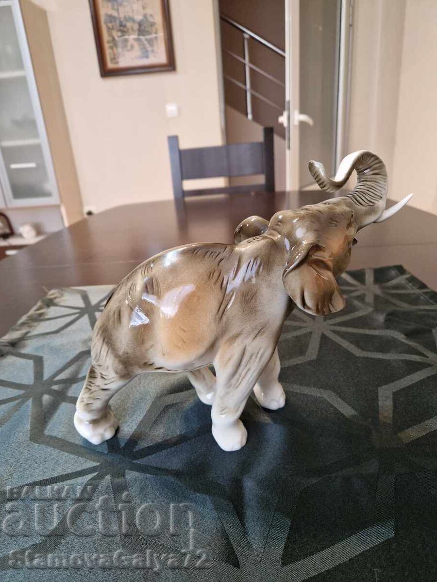 Figurină statuetă rară din porțelan antic Royal Dux - 6 Figurină statuetă rară din porțelan antic Royal Dux - 6