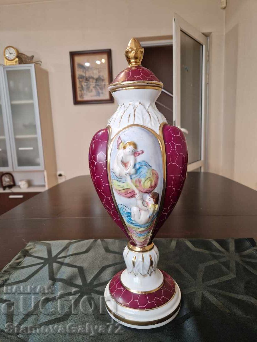 Minunată urnă, vas, vază din porțelan antic Capodimonte Minunată urnă, vas, vază din porțelan antic Capodimonte