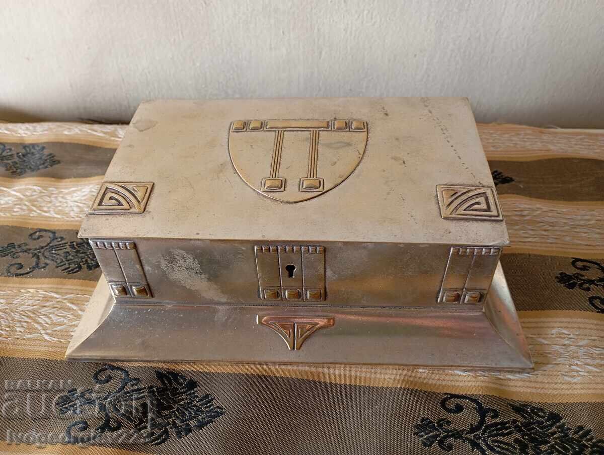 Стара кутия за бижута арт нуво wmf