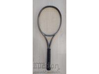 Rachetă de tenis pentru cunoscători