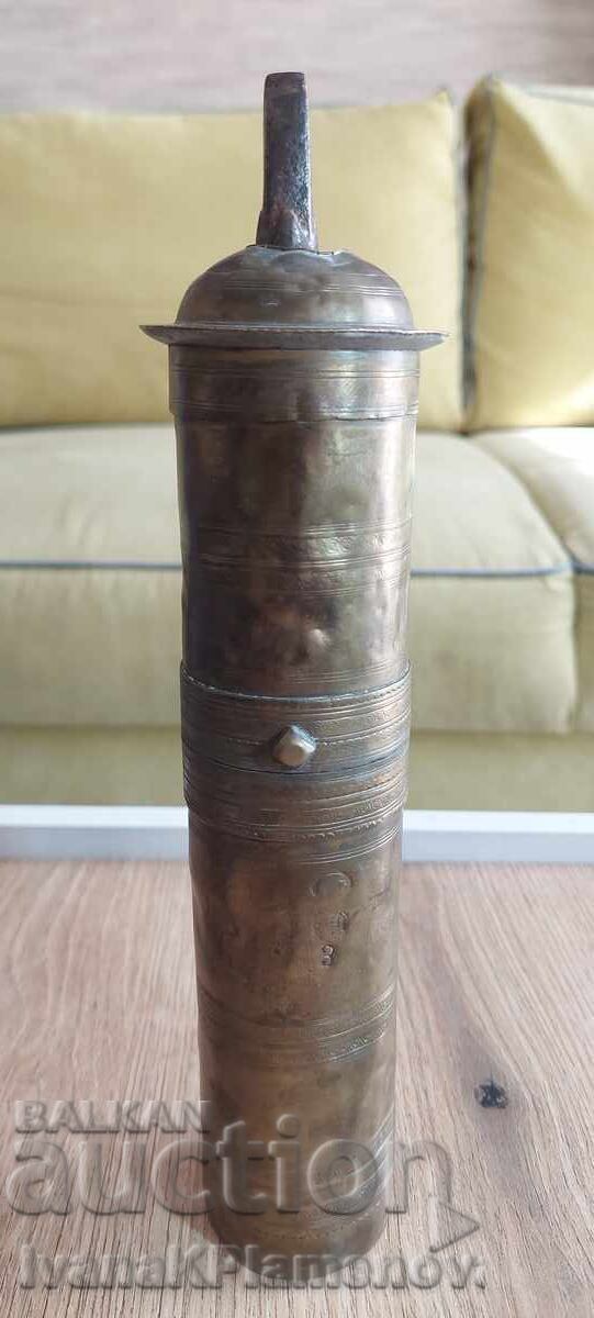 Moară de bronz vintage pentru colecționari