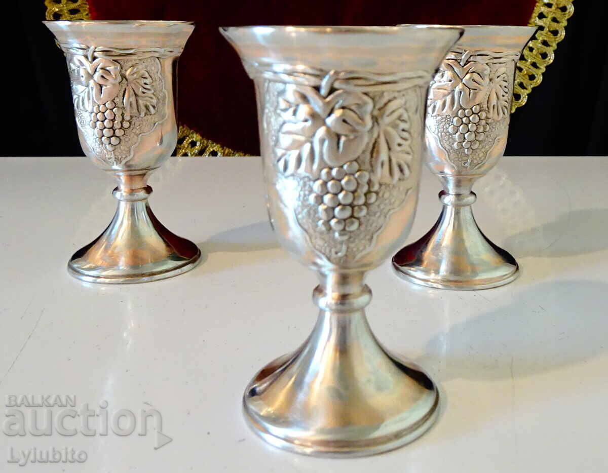 Ασημένια χάλκινα ποτήρια για ρακή, κρασί, σταφύλια με τιμή 56.00 BGN | € 28.63