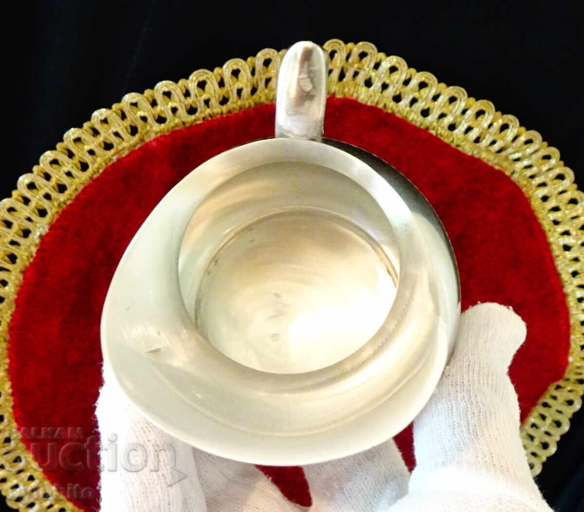 Παράδοση Κανά, κανάτα από κασσίτερο Du Paris