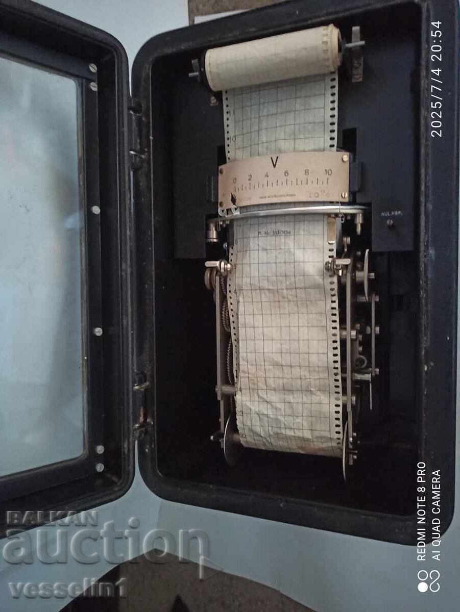 Old measuring device bakelite precision releases diagram with price 168.00 BGN | € 85.90
