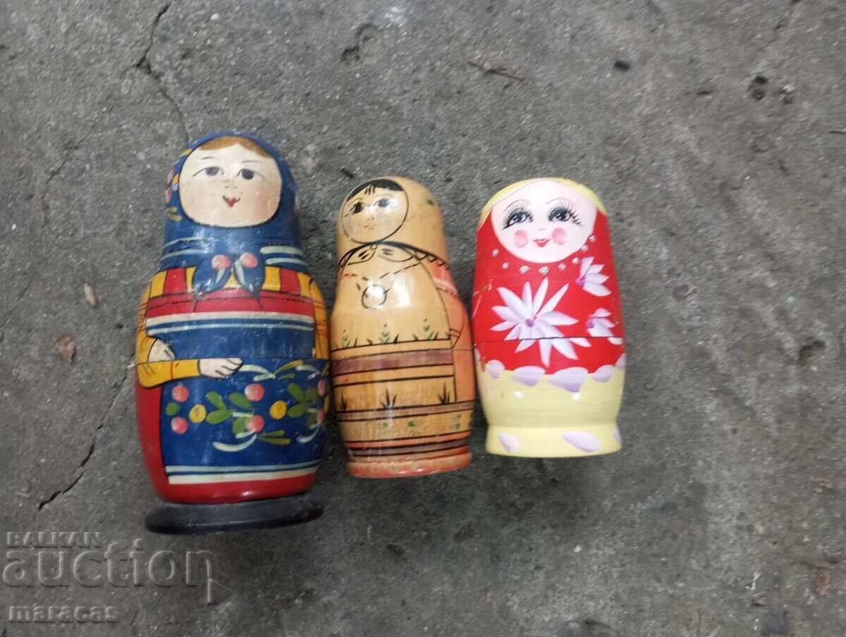 Păpuși matrioșca vechi din lemn