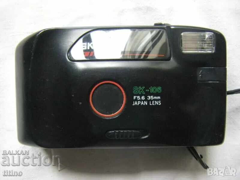 Φωτογραφική μηχανή SKINA SK-106 σε λειτουργία