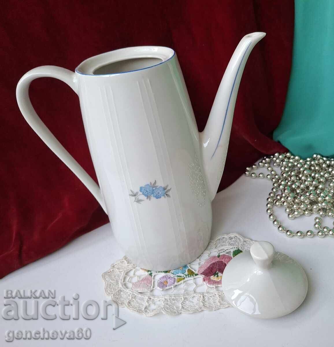Auction  Large Bulgarian porcelain jug