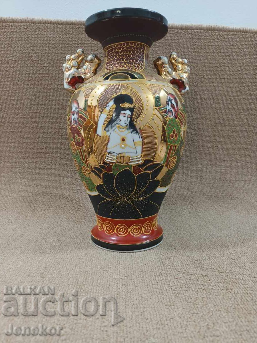 Livrarea Vază vintage mare.