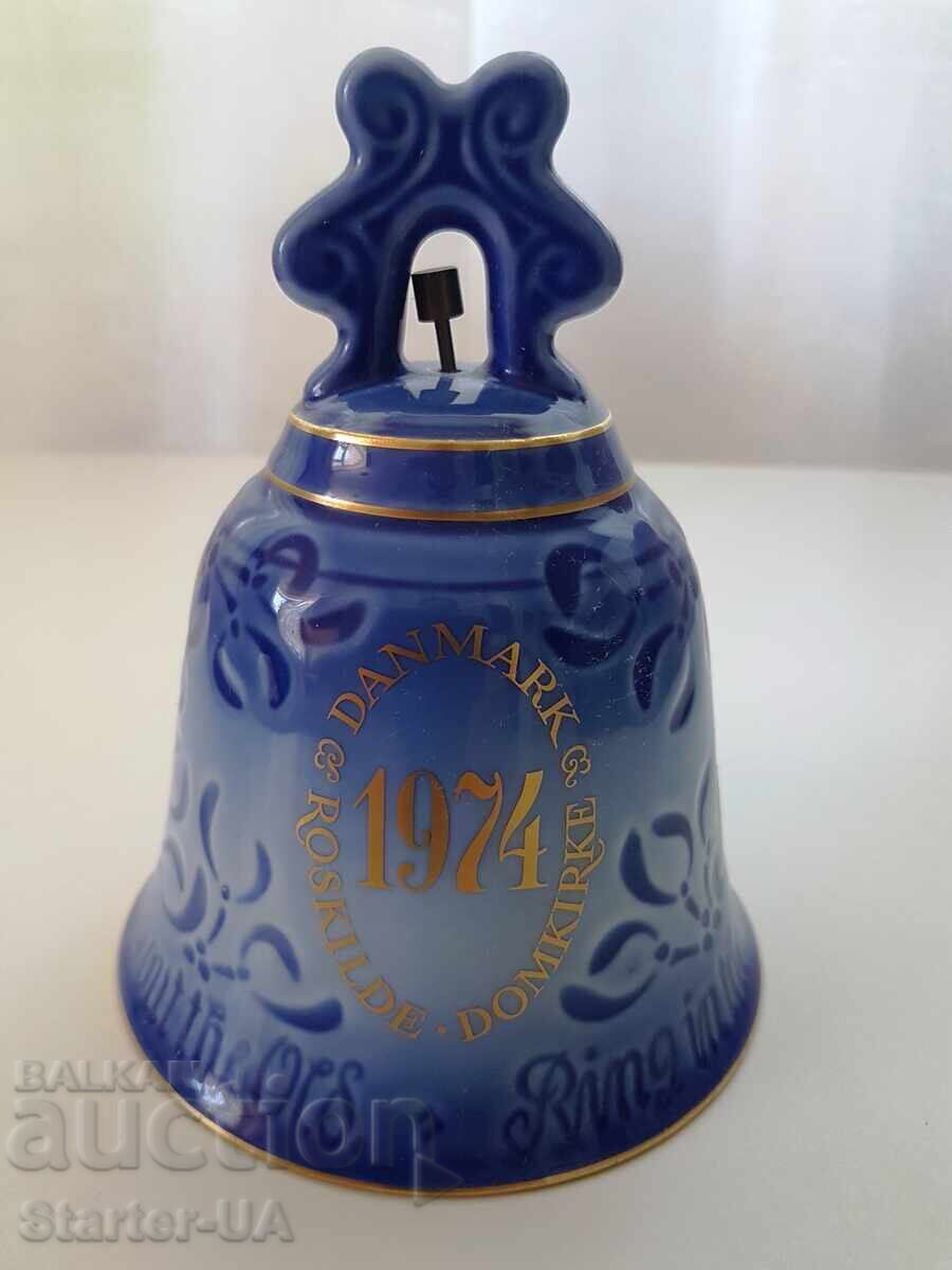 Set frumos de clopoței din porțelan. Cu marcaj. Danemarca cu preț € 23.00 | 44.98 BGN