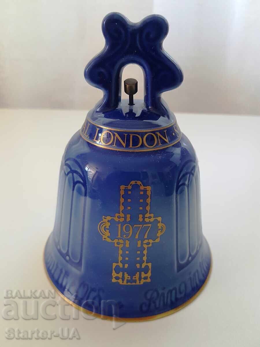 Όμορφο σετ πορσελάνινων καμπανών. Με σήμανση. Δανία - 6