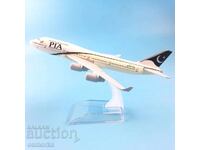 Model de avion Boeing 747 machetă PIA Pakistan International A